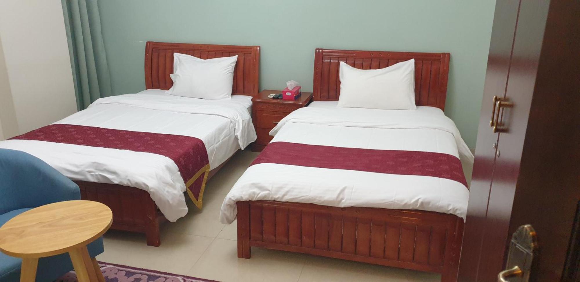 Bahla Hotel And Apartments Bagian luar foto