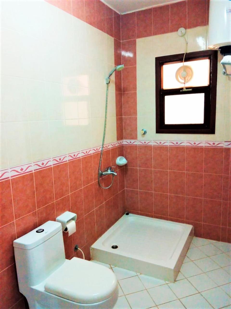 Bahla Hotel And Apartments Bagian luar foto